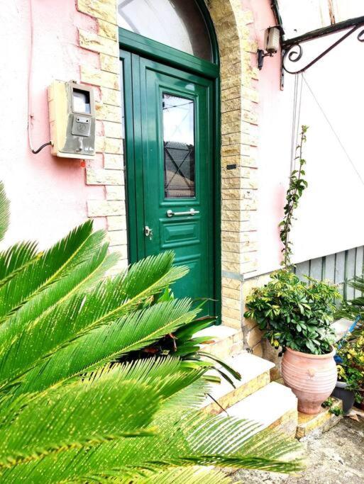 Voukamvilia Boutique Apartment Ágios Matthaíos المظهر الخارجي الصورة